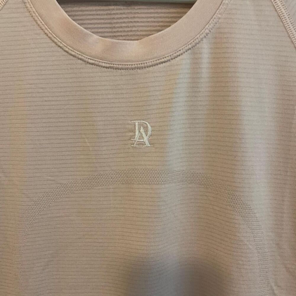 Lululemon Women's Pink and Tan Shirt